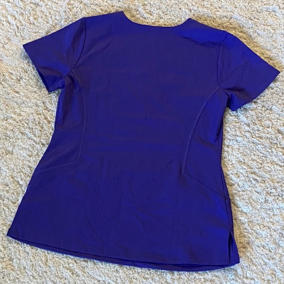 NWOT Purple Label Scrub Top - Picture 8 of 11
